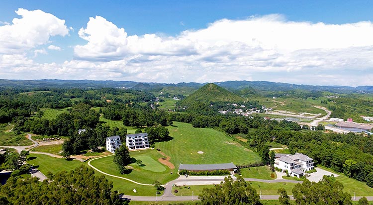 義龍山地旅游運動休閑博覽園