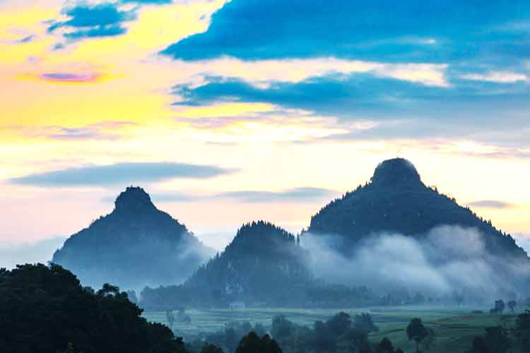 貞豐雙乳峰云海