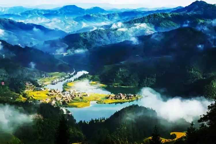 榕江八萬山原始森林風(fēng)景區(qū)