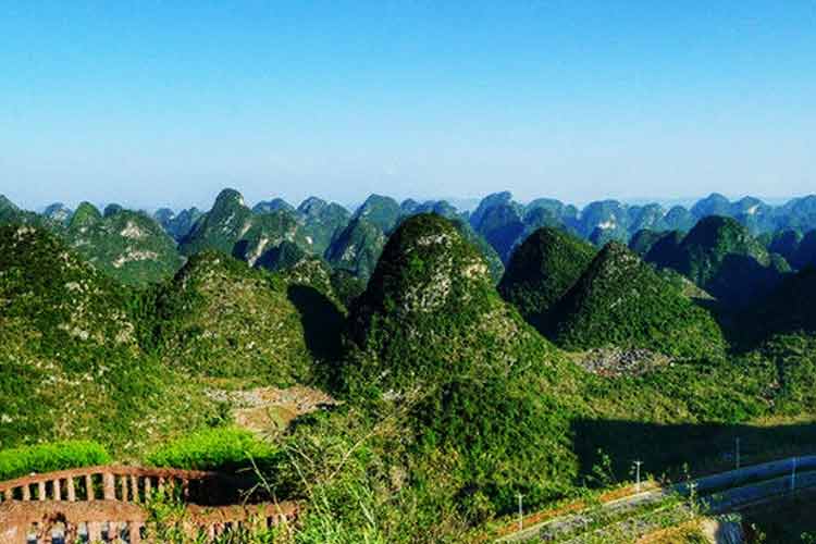 興義東峰林景區(qū)