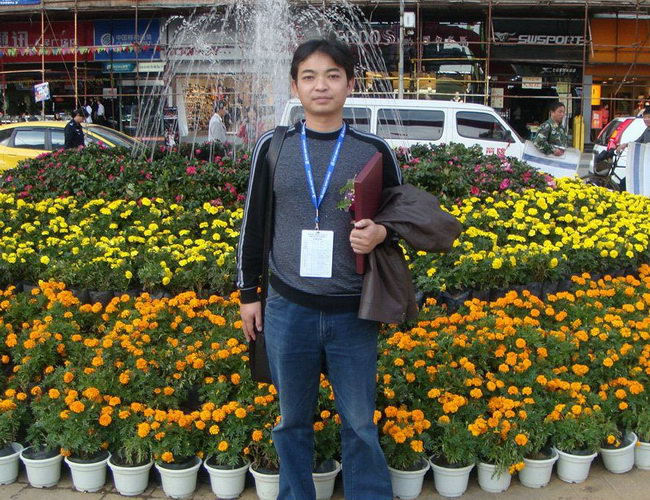 黔西南書協(xié)常務(wù)副主席岑嵐