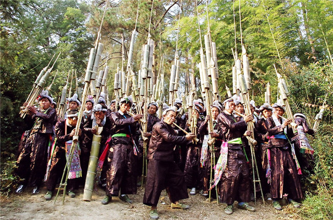 中國最后一個槍手部落--岜沙苗寨