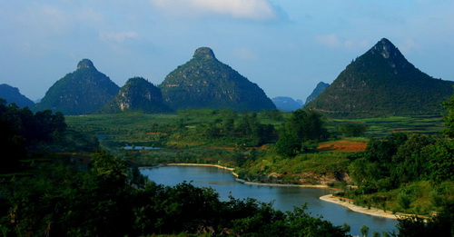 貴州雙乳峰景區(qū)