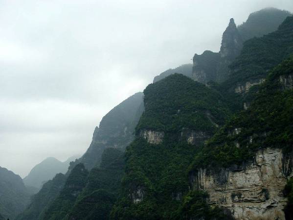 烏江山峽百里畫(huà)廊－－霸王谷景區(qū)